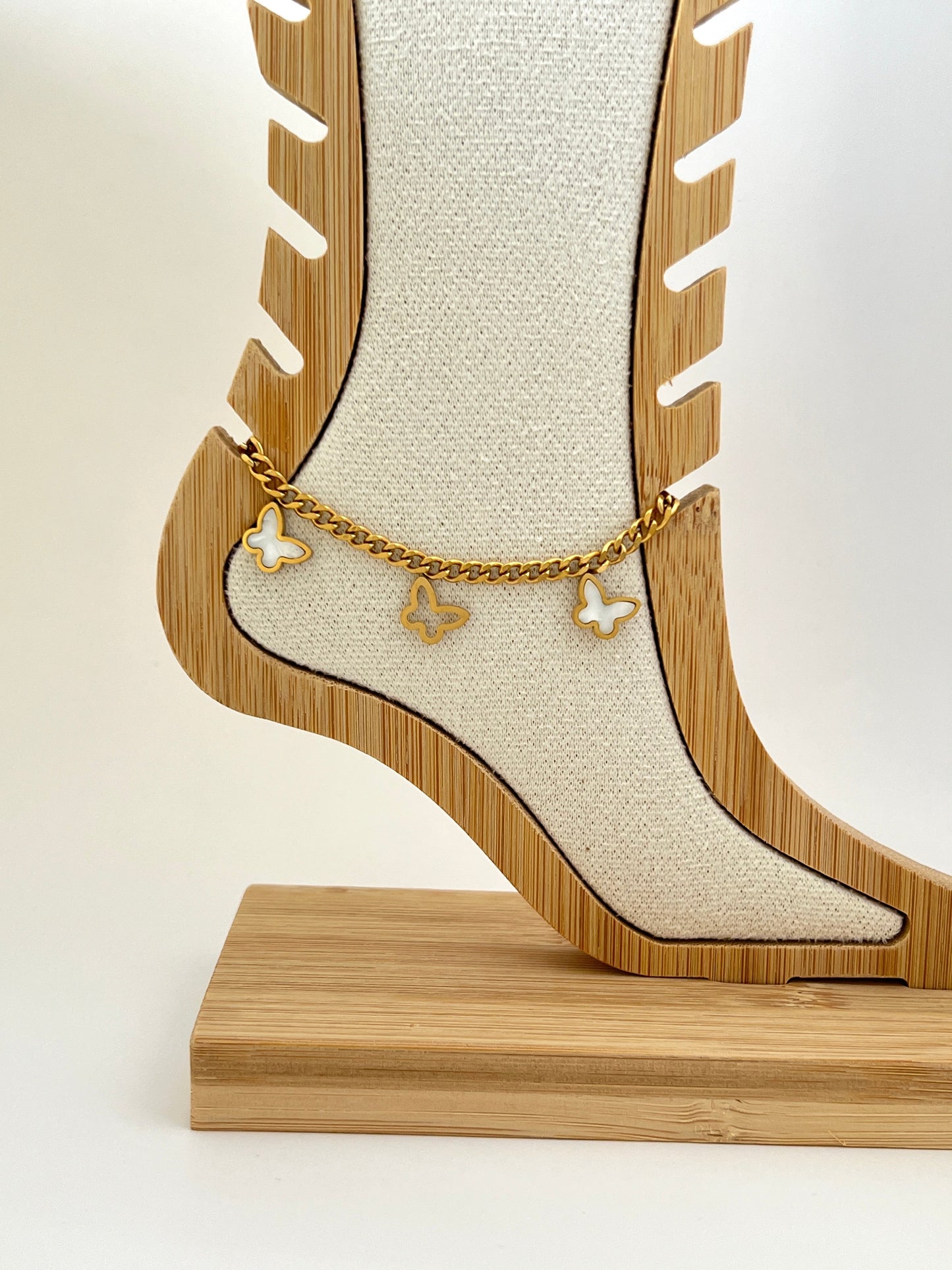 GABRIELLA BUTTERFLY ANKLET