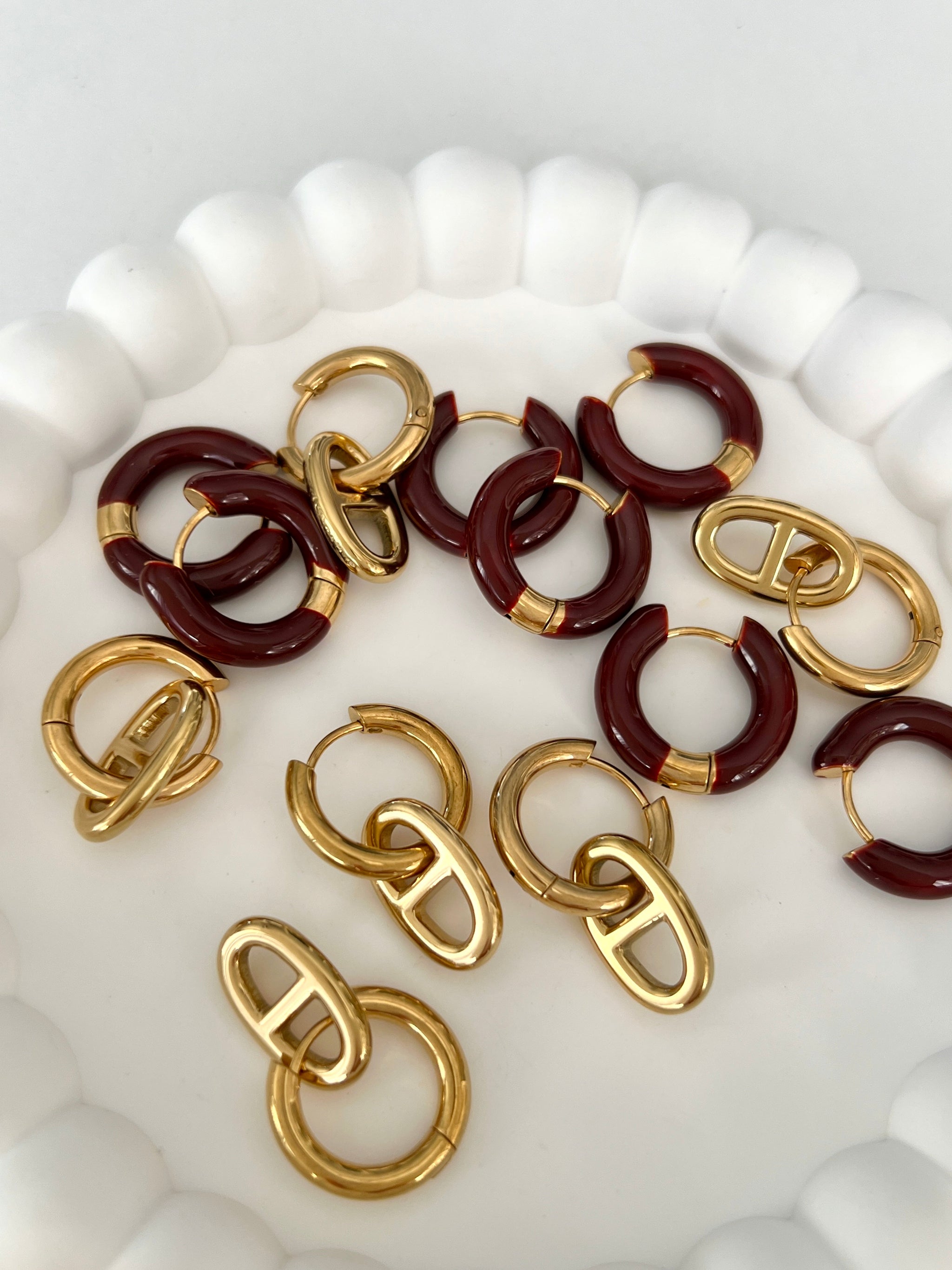 RUBELLE HOOP EARRING