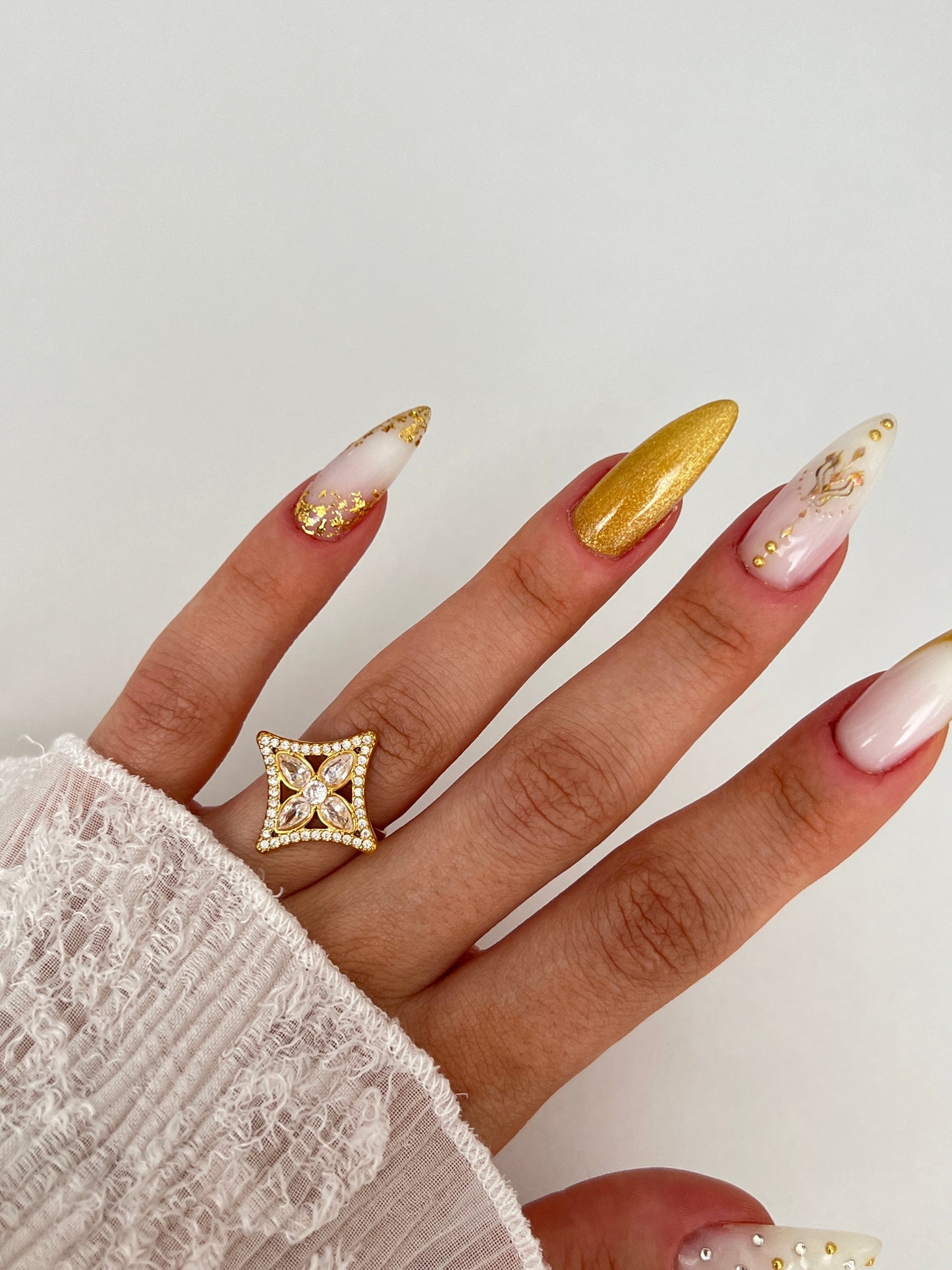 STELLAR MUSE NECKLACE & BRACELET & RING