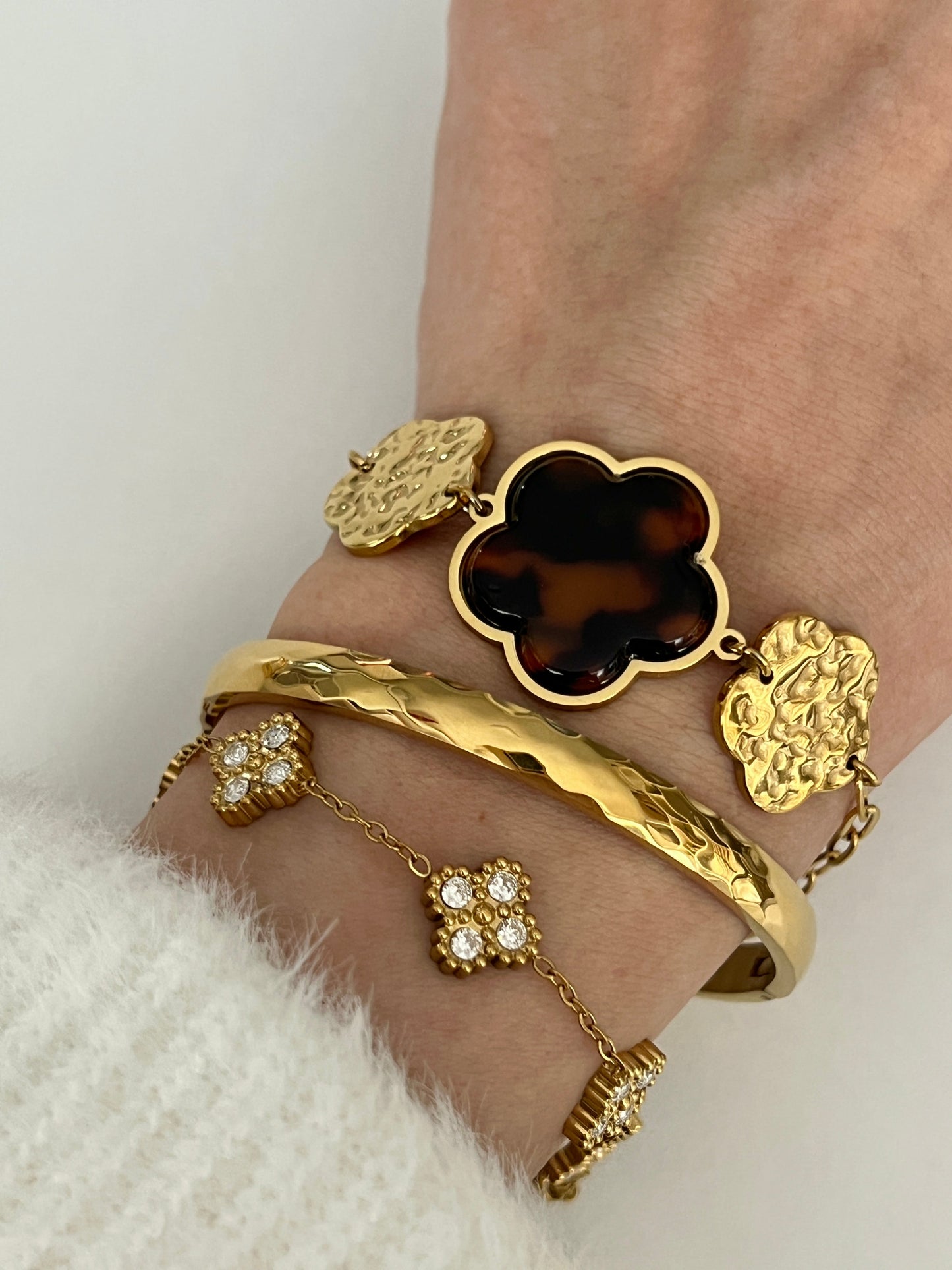 VERONAE NECKLACE & BRACELET