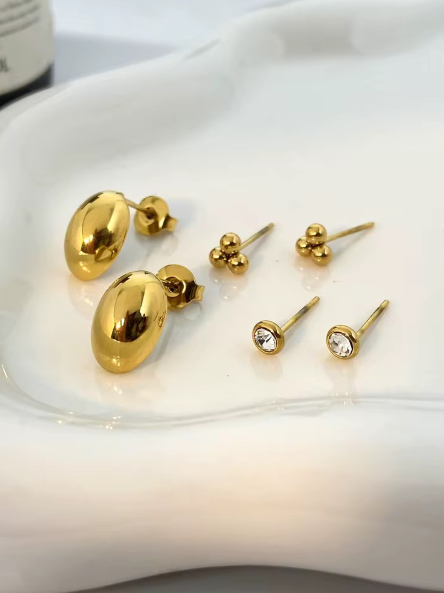 ADORN STUD EARRINGS SET
