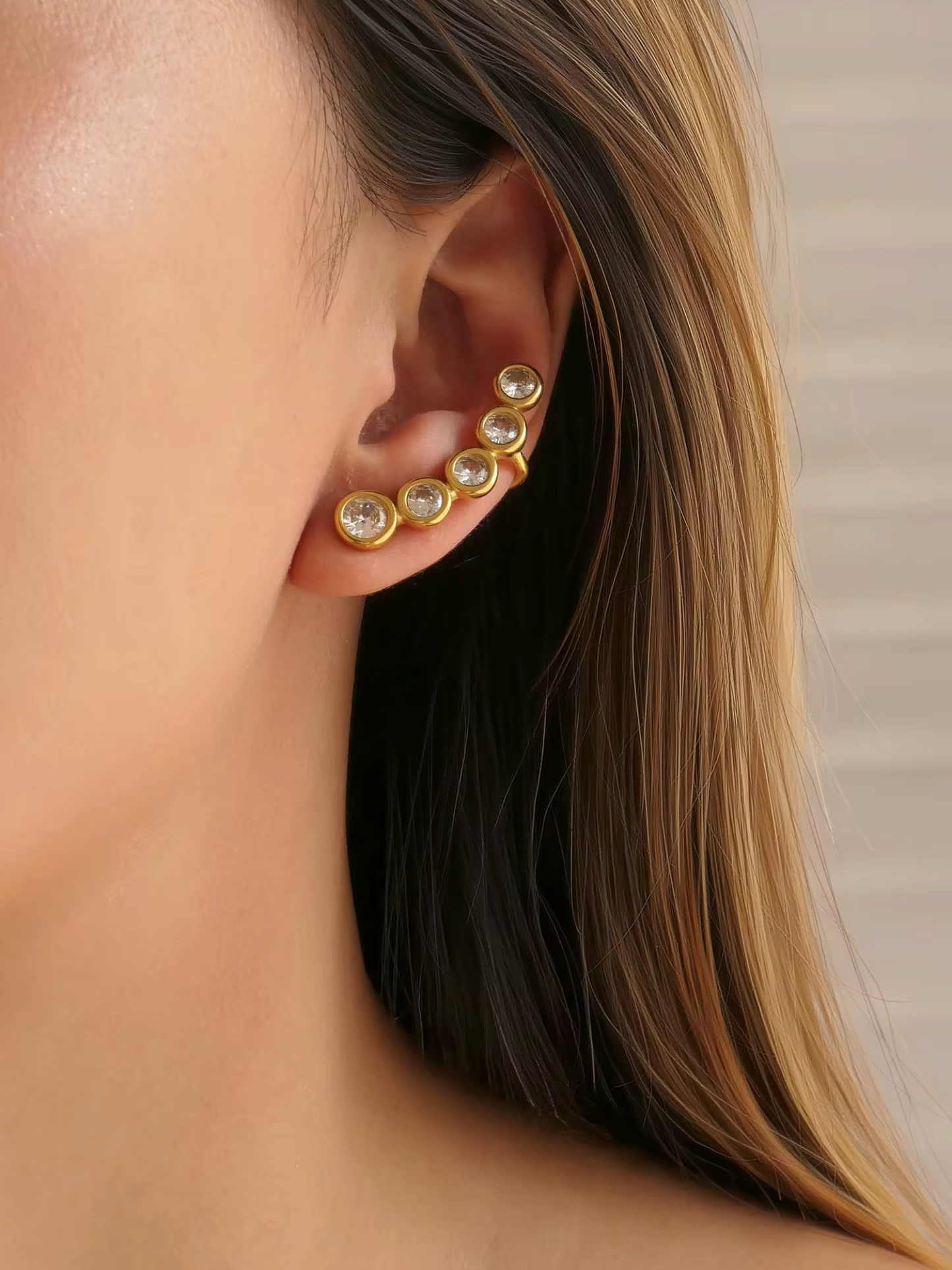 NOA EARRING & CUFF