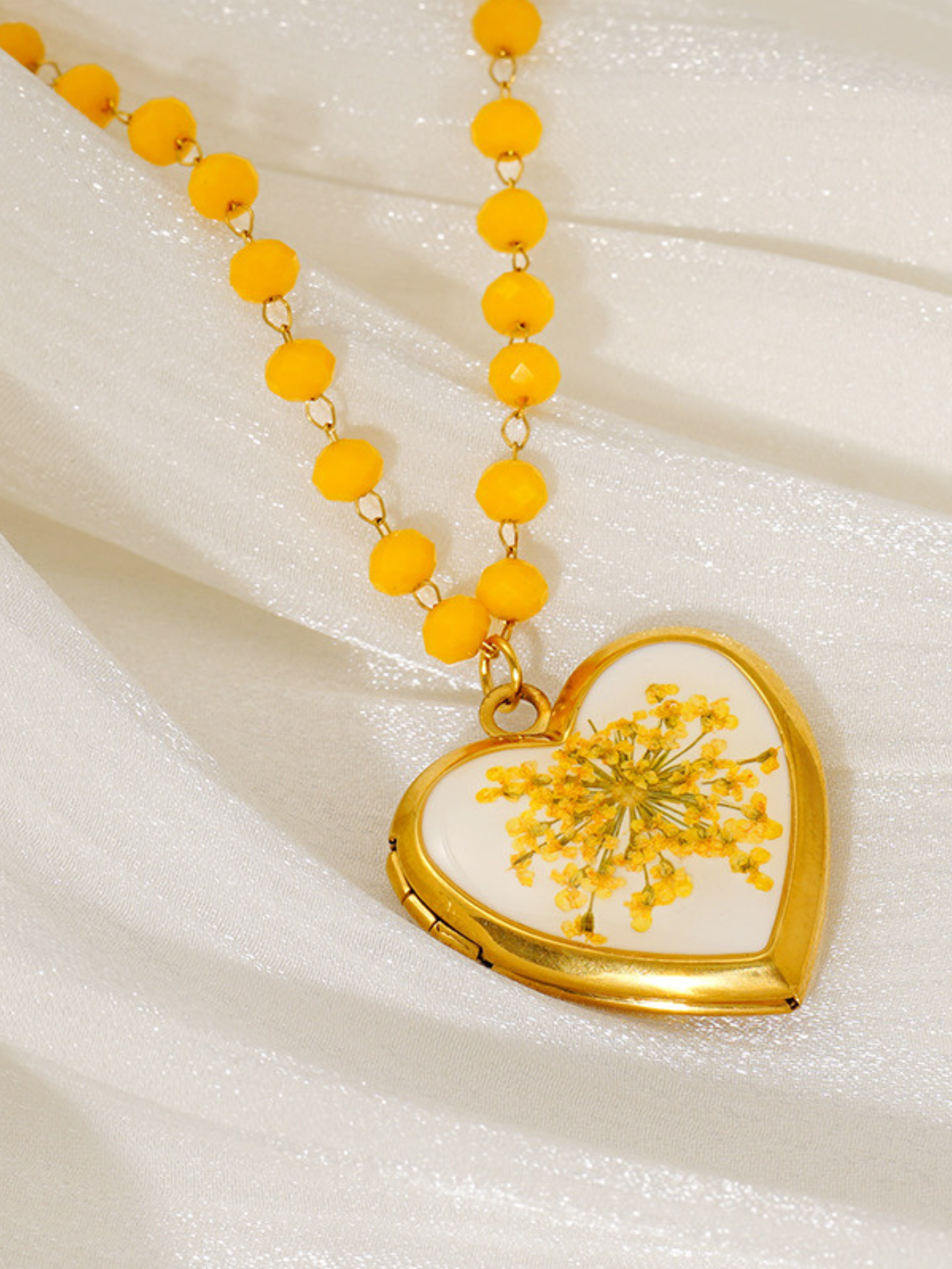 AVERISSE HEART NECKLACE