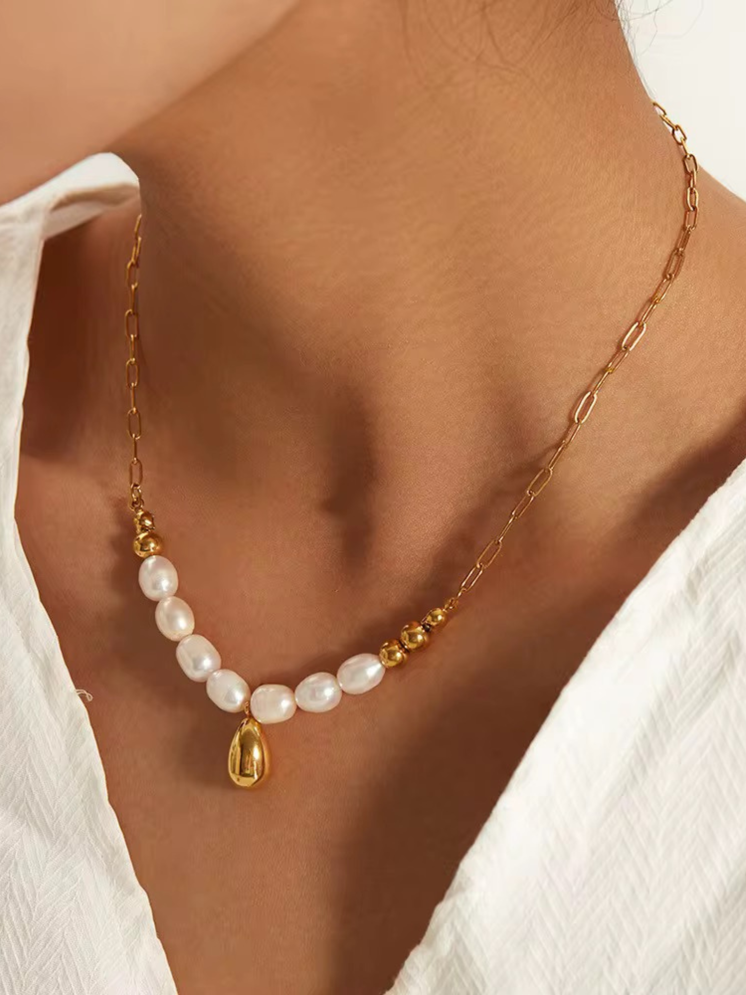 PERLA BELLA NECKLACE & BRACELET